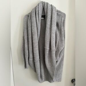 Forever 21 Gray Shrug Sweater (S)